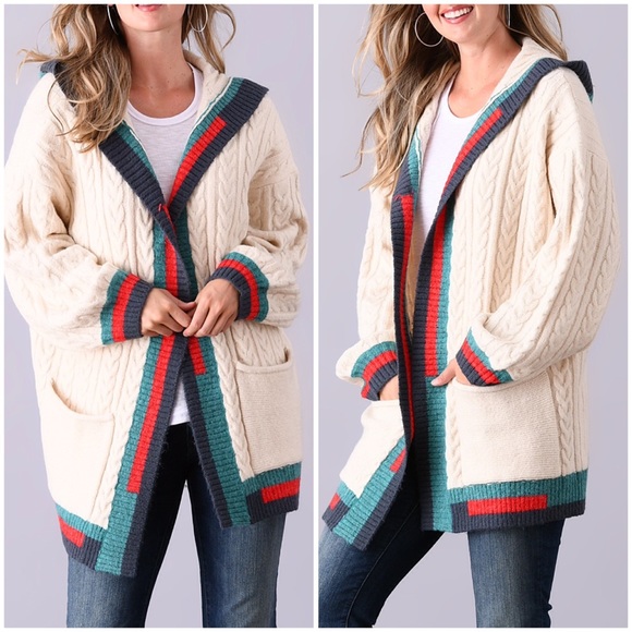 Vici Sweaters - 🆕VICI contrast cardigan